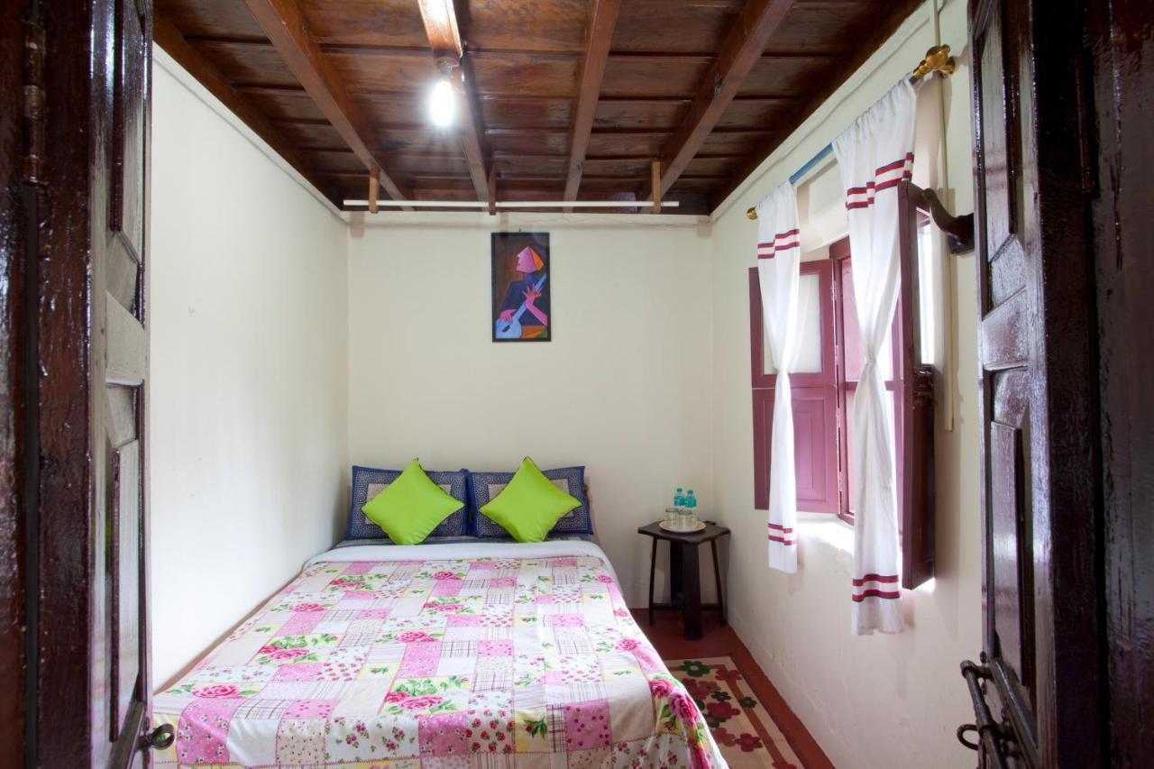 The Blue Mountains Estate Stay Madikeri Exteriör bild